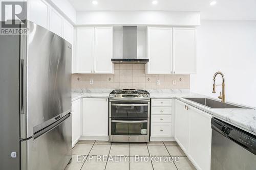 5033 Dubonet Drive, Mississauga, ON - Indoor Photo Showing Kitchen