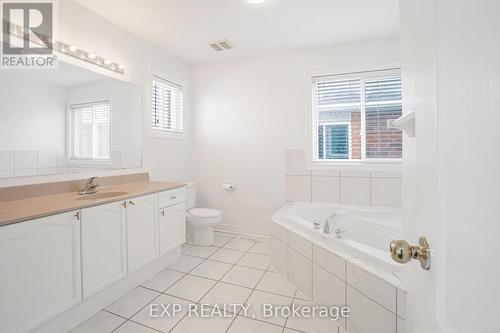 5033 Dubonet Drive, Mississauga, ON - Indoor Photo Showing Bathroom