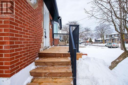 312 East 45Th Street, Hamilton, ON - Outdoor