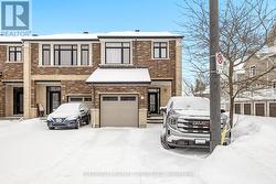 285 KINGHAVEN CRESCENT  Ottawa, ON K2M 3B4