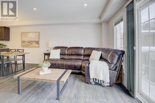 55 Meadowridge Street, Kitchener, ON - Indoor Photo Showing Living Room