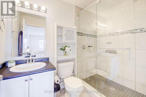 55 Meadowridge Street, Kitchener, ON - Indoor Photo Showing Bathroom