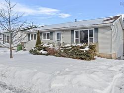 30 Leacock Court  Cole Harbour, NS B2W 4J4