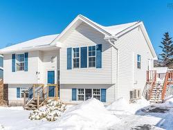 108 Forestglen Drive  Timberlea, NS B3T 1J5