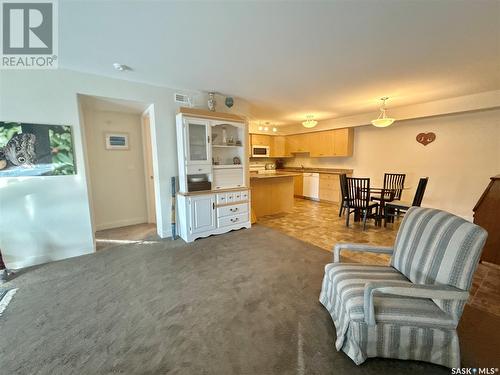 303 2341 Windsor Park Road, Regina, SK - Indoor Photo Showing Living Room