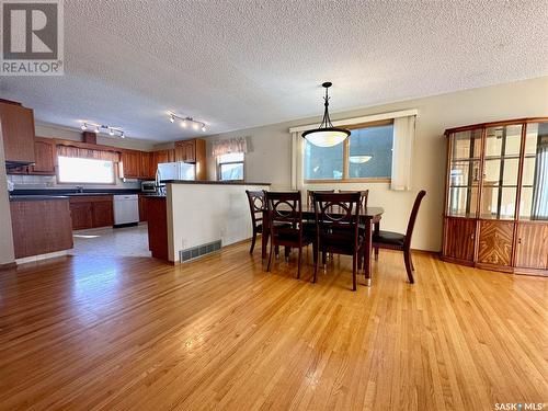 417 East Place, Saskatoon, SK - Indoor