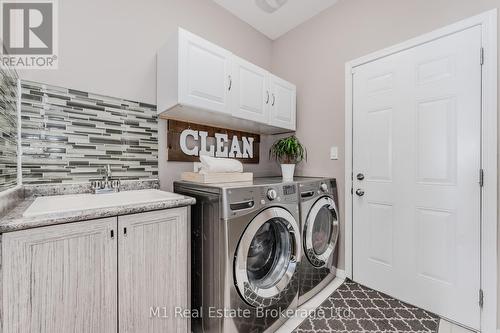 59 Netherwood Road, Kitchener, ON - Indoor Photo Showing Laundry Room