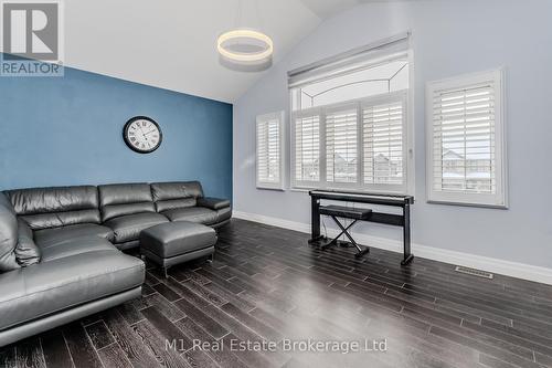 59 Netherwood Road, Kitchener, ON - Indoor Photo Showing Living Room