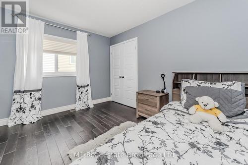 59 Netherwood Road, Kitchener, ON - Indoor Photo Showing Bedroom