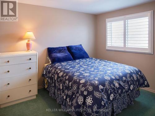 515 Barker Street, London, ON - Indoor Photo Showing Bedroom