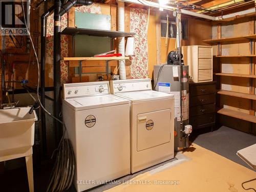 515 Barker Street, London, ON - Indoor Photo Showing Laundry Room