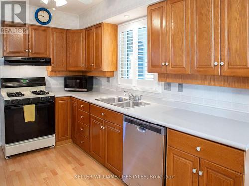 515 Barker Street, London, ON - Indoor Photo Showing Kitchen With Double Sink