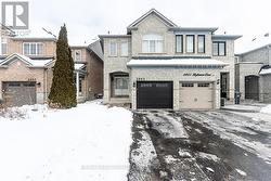 5863 RAFTSMAN COVE  Mississauga, ON L5M 6P2