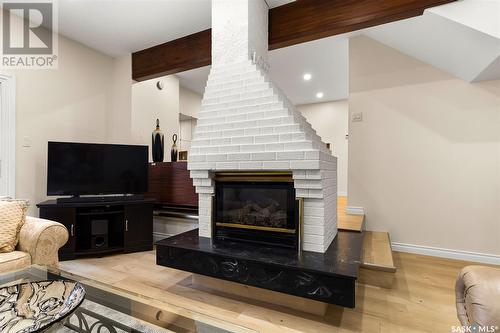 1510 Jubilee Avenue, Regina, SK - Indoor Photo Showing Living Room With Fireplace