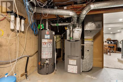 1510 Jubilee Avenue, Regina, SK - Indoor Photo Showing Basement