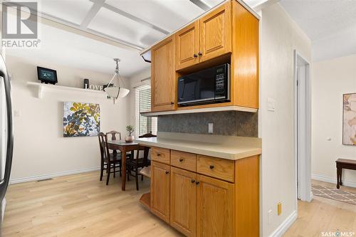 1510 Jubilee Avenue, Regina, SK - Indoor Photo Showing Kitchen