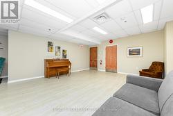 Party Room/Meeting Room - 