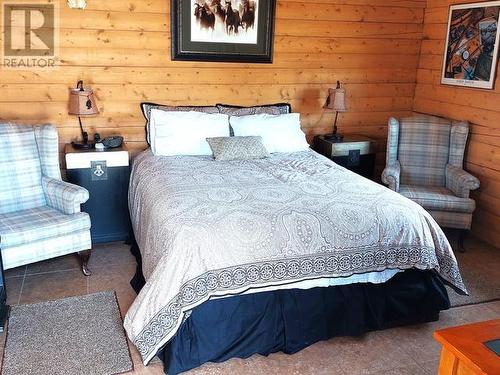 1310 Tagish, Whitehorse South, YT - Indoor Photo Showing Bedroom