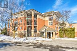 106 - 3 MERIDIAN PLACE  Ottawa, ON K2G 6N1