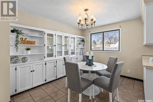 1048 East Centre, Saskatoon, SK - Indoor Photo Showing Dining Room