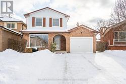 11 SERAFINO COURT  Hamilton, ON L9B 1X3