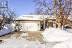 126 Brunst CRESCENT  Saskatoon, SK S7N 3S6