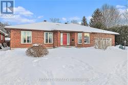 19 MAPLE GROVE ROAD  Ottawa, ON K2L 2S7