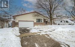 131 HILLBROOK CRESCENT  Kitchener, ON N2N 1J4