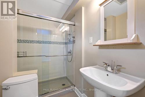 386 Billings Avenue, Ottawa, ON - Indoor Photo Showing Bathroom