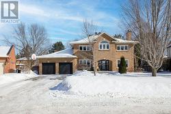 48 HAMPEL CRESCENT  Ottawa, ON K2S 1E4