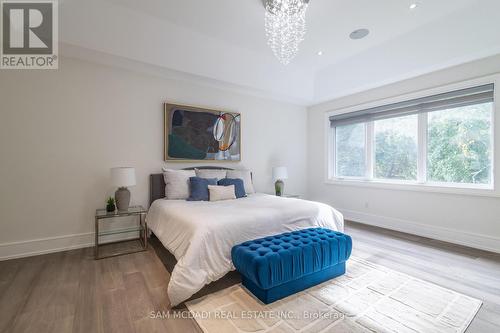 1615 Petrie Way, Mississauga, ON - Indoor Photo Showing Bedroom