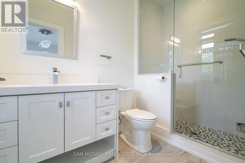 1615 Petrie Way, Mississauga, ON - Indoor Photo Showing Bathroom