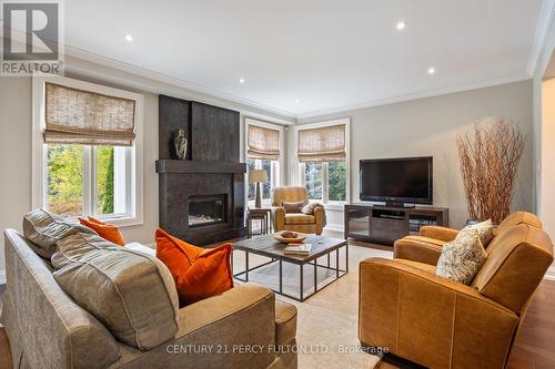 Open Concept Family Room - 990 John Watt Boulevard, Mississauga, ON - Indoor Photo Showing Living Room With Fireplace