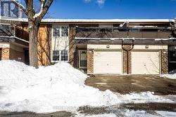 14 - 2120 RATHBURN ROAD E  Mississauga, ON L4W 2S8