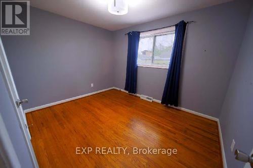 163 Atkinson Boulevard, London, ON - Indoor Photo Showing Other Room