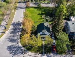 605 Rue Joliette  Longueuil (Le Vieux-Longueuil), QC J4K 4V4