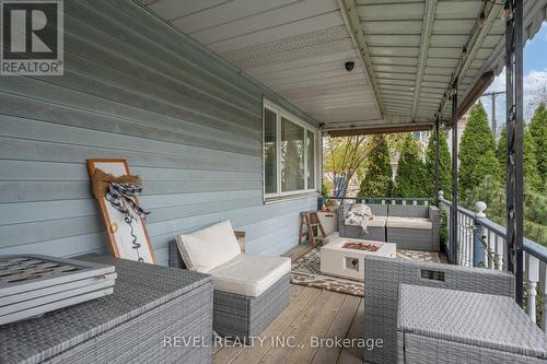 99 East 36Th Street, Hamilton, ON - Outdoor With Deck Patio Veranda With Exterior