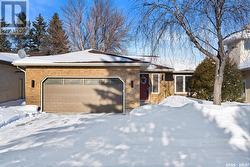 3062 WASCANA GLEN  Regina, SK S4V 2L3