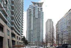 1608 - 33 ELM DRIVE W  Mississauga, ON L5B 4M2