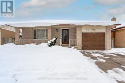 37 TUERR DRIVE  Kitchener, ON N2E 2L9