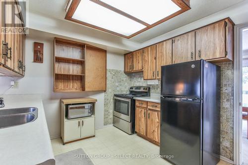 - - 769 Berkshire Drive, London, ON - Indoor Photo Showing Kitchen