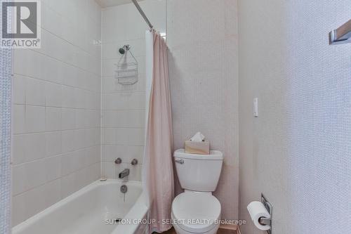 - - 769 Berkshire Drive, London, ON - Indoor Photo Showing Bathroom