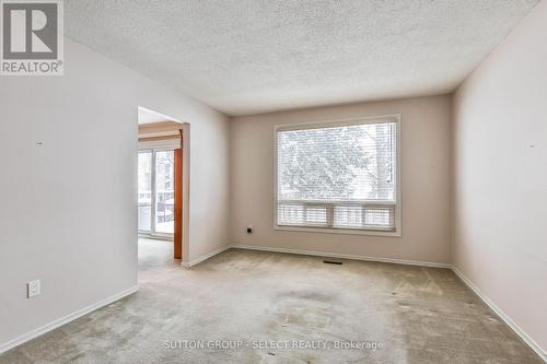 - - 769 Berkshire Drive, London, ON - Indoor Photo Showing Other Room