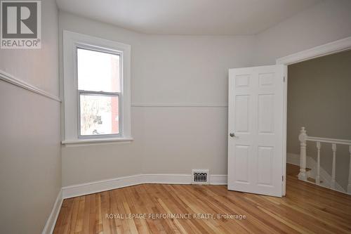 71 Grosvenor Avenue, Ottawa, ON - Indoor Photo Showing Other Room