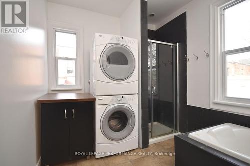 71 Grosvenor Avenue, Ottawa, ON - Indoor Photo Showing Laundry Room