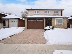 546 Paisley Blvd W  Mississauga, ON L5B 2M4