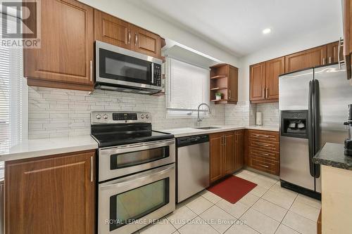 Kitchen - 4177 Sunflower Drive, Mississauga, ON - Indoor Photo Showing Kitchen With Stainless Steel Kitchen