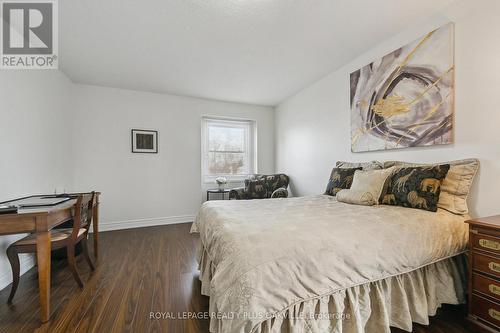 Large 2nd Bedroom with Walk-in Closet - 4177 Sunflower Drive, Mississauga, ON - Indoor Photo Showing Bedroom