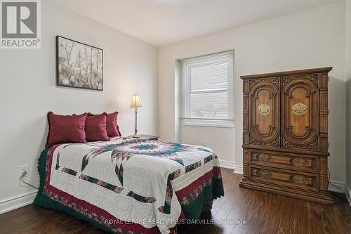 4th Bedroom with Double Closet - 4177 Sunflower Drive, Mississauga, ON - Indoor Photo Showing Bedroom