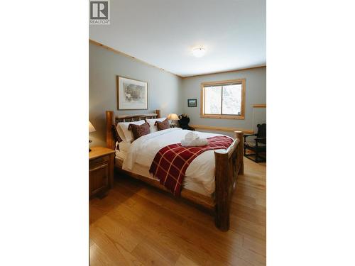 1595 Columbia Valley Veiw Drive, Golden, BC - Indoor Photo Showing Bedroom